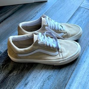 Vans water repellent sneakers